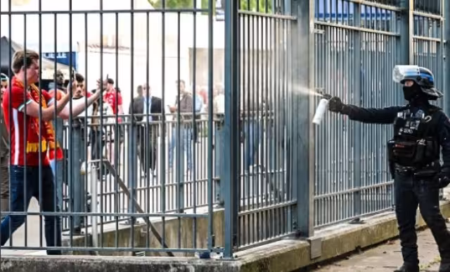 Los fanáticos del Liverpool reaccionaron agresivamente en la final de la Champions League contra el Real Madrid
