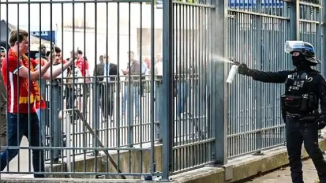 Los fanáticos del Liverpool reaccionaron agresivamente en la final de la Champions League contra el Real Madrid