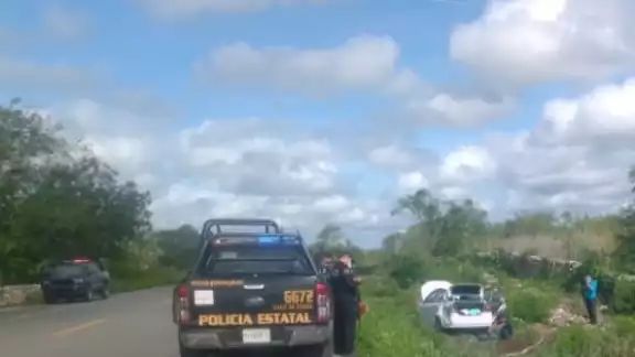 Al lugar llegaron elementos de la SSP y de la Guardia Nacional para auxiliar a los tripulantes Al lugar llegaron elementos de la SSP y de la Guardia Nacional para auxiliar a los tripulantes