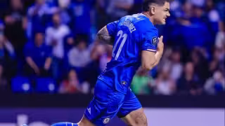 Cruz Azul pierde al "Toro" Fernández por lesión para la ida contra Atlas en el Jalisco