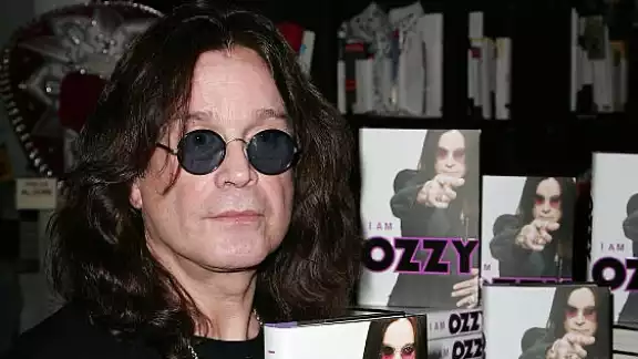 Muchas preguntas han despertado la curiosidad de los fans de Osbourne Muchas preguntas han despertado la curiosidad de los fans de Osbourne