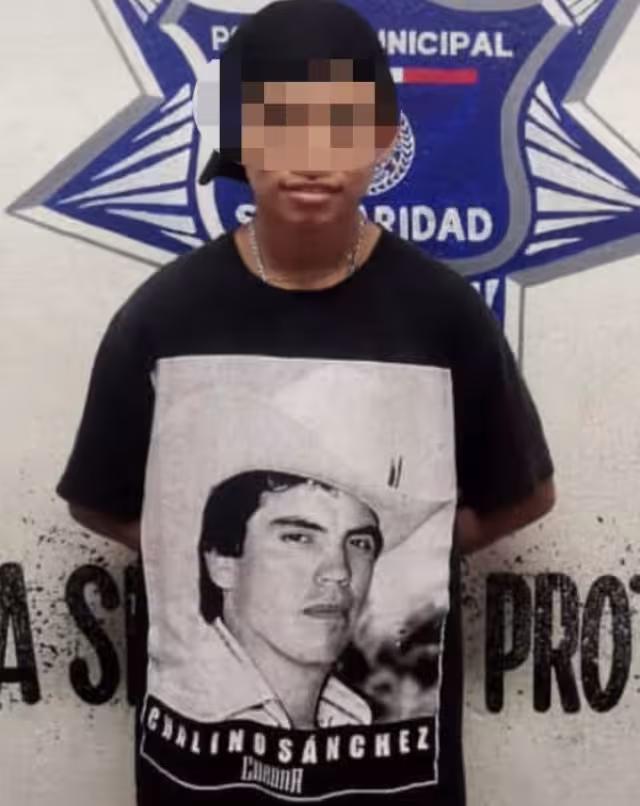 El detenido fue trasladado a las instalaciones de Seguridad Pública para llevar a cabo las diligencias correspondientes