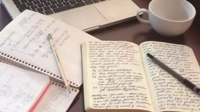 "La literatura es vacuna e infección. Da cuenta de lo que hemos hecho, de lo que vamos a hacer, así como de lo que podríamos y no podríamos hacer. Es el Aleph borgiano"