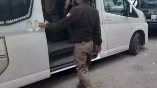 Entre un grupo de 44 personas de distintas nacionalidades, que presuntamente se dirigían a Cancún, hay cuatro menores de edad que fueron enviados al Caimede