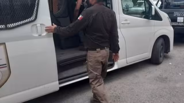 Entre un grupo de 44 personas de distintas nacionalidades, que presuntamente se dirigían a Cancún, hay cuatro menores de edad que fueron enviados al Caimede