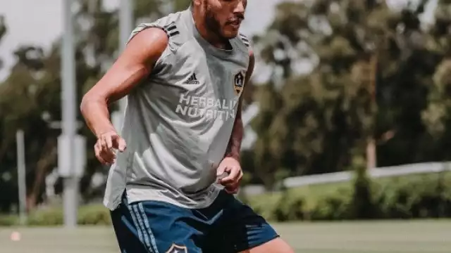 Jonathan Dos Santos sugiere que se hagan pruebas PCR más seguido en la Liga MX