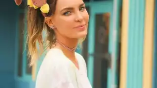 La cantante además platicó con ellos para darles ánimos en su lucha contra la enfermedad