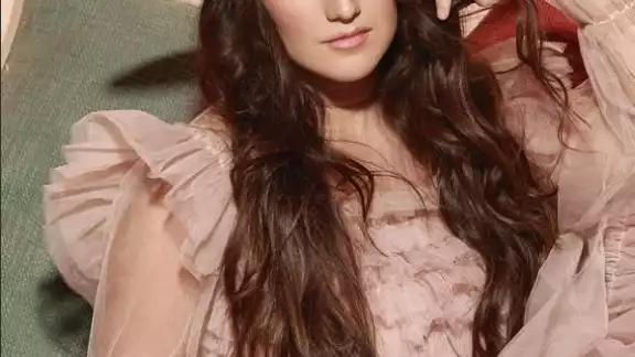 Dulce María compartió una fotografía de su ser querido que murió, donde se le vió en su época de juventud Dulce María compartió una fotografía de su ser querido que murió, donde se le vió en su época de juventud