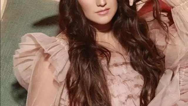 Dulce María compartió una fotografía de su ser querido que murió, donde se le vió en su época de juventud