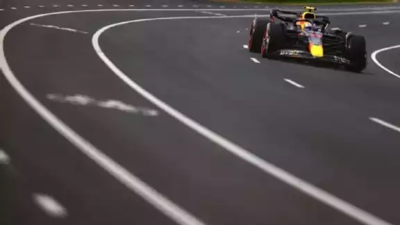 Checo Pérez busca un mejor resultado este fin de semana