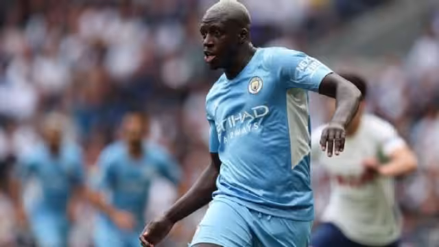 El defensa lateral ha visto su carrera abruptamente detenida