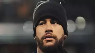 Neymar ha sido criticado por su comportamiento fuera de la cancha