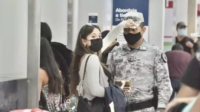 María Valentina François indicó que levantará una denuncia por los insultos recibidos en el Aeropuerto Internacional de Cancún