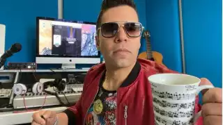 Grupo Cañaveral, acompañado de Joe Montana fueron los encargados de interpretar la canción oficial de esta cobertura por televisión Azteca y que lleva por nombre “Con todo el corazón”