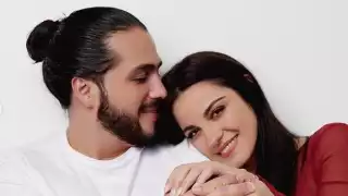 La actriz Maite Perroni y su pareja Andrés Tovar, podrían estar en la espera de su primer hijo.