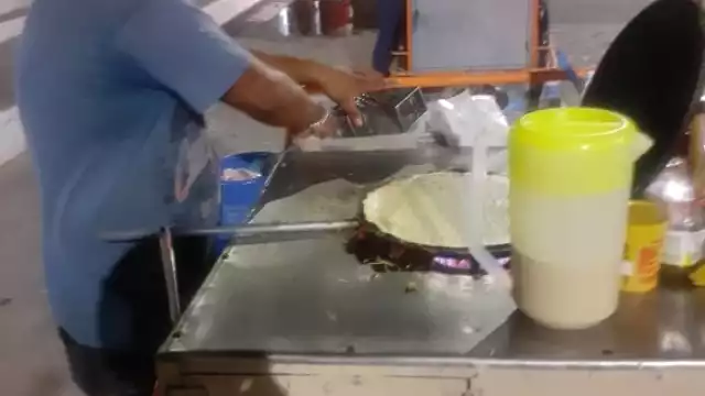 Los vendedores ambulantes de Cozumel indican que cuentan con sus permisos para laborar en la vía pública