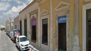 Mientras el operativo se desarrollaba, los encargadas del lugar entretenían a los infantes