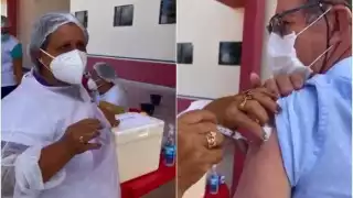 Acusan a enfermera de reutilizar jeringas en vacunación contra COVID-19