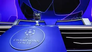 Este jueves los 32 mejores equipos conocerán su futuro en la Liga de Campeones