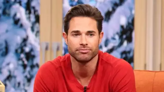 El hijo de Sebastián Rulli y Cecilia Galliano ha decidido mantenerse alejado de la profesión de sus padres