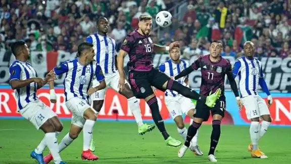 La selección mexicana de fútbol quiere retomar la senda de la victoria y el liderato de la zona