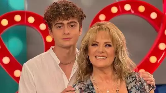 Pati Chapoy asegura que el hijo de Érika Buenfil tiene varios años conviviendo con su papá y la familia de él