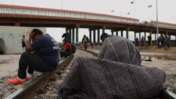 EU abre proceso para ofrecer 24,000 permisos migratorios a venezolanos EU abre proceso para ofrecer 24,000 permisos migratorios a venezolanos