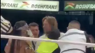 Turista invade el ring en la Arena México y provoca caos en función de lucha libre