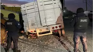 La droga y el vehículo asegurado fueron puestos a disposición de las autoridades competentes