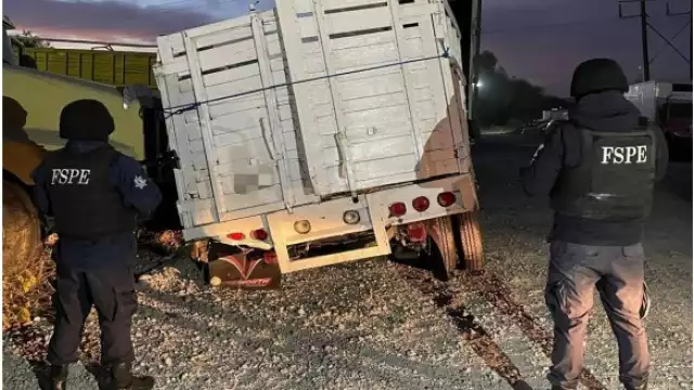 La droga y el vehículo asegurado fueron puestos a disposición de las autoridades competentes