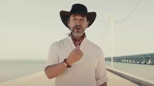 ¿Qué Ganas de Verte? es el segundo sencillo de su EP