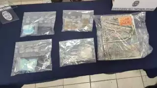 Aseguran a dos sujetos con posesión de narcóticos en Villas del Sol