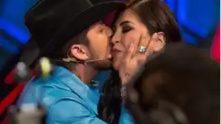 Christian Nodal y Belinda no han acudido a ver a la mamá del cantante
