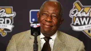 Aaron fue incluido en el Salón de la Fama del Béisbol en 1982 luego de una ilustre carrera en la MLB