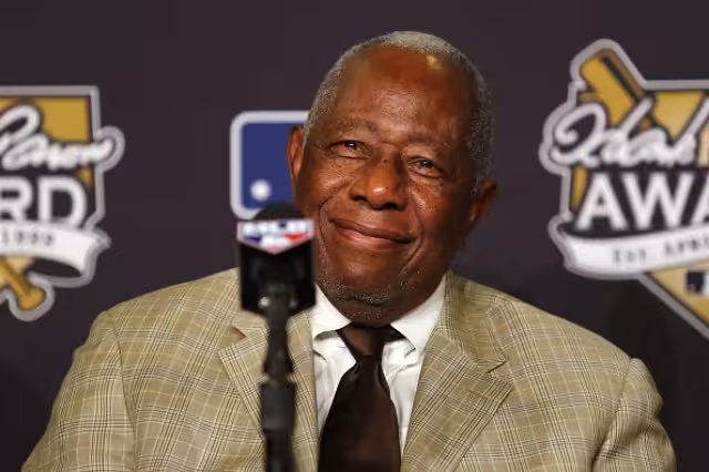 Aaron fue incluido en el Salón de la Fama del Béisbol en 1982 luego de una ilustre carrera en la MLB