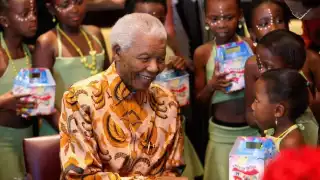 Nelson Mandela es recordado por su lucha por la paz del mundo