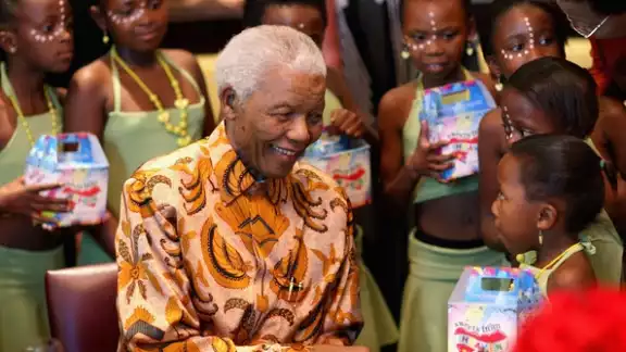 Nelson Mandela es recordado por su lucha por la paz del mundo Nelson Mandela es recordado por su lucha por la paz del mundo