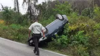Uno de los autos terminó así