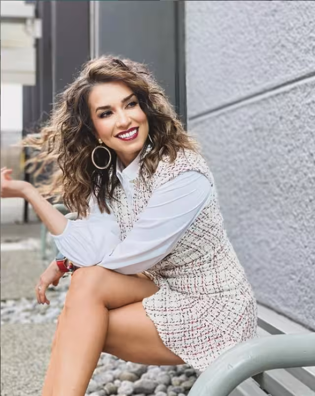 Muchos querían de VLA a Laura G