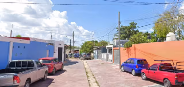 Vecinos de la colonia Fidel Velázquez se han alertado para buscar al hombre