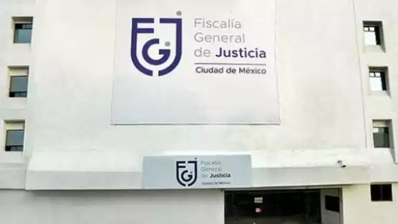 Un hombre fue denunciado ante la Fiscalía General de Justicia de la Ciudad de México, por maltratar a su madre, quien es de la tercera edad Un hombre fue denunciado ante la Fiscalía General de Justicia de la Ciudad de México, por maltratar a su madre, quien es de la tercera edad