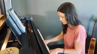 Cox interpretó a Monica Geller en la popular serie de televisión Friends