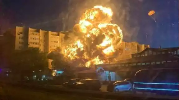 El caza Su-34 se estrelló por fuego en un motor, aseguró que Ministerio de Defensa ruso; el piloto habría salido de la aeronave antes del impacto. El caza Su-34 se estrelló por fuego en un motor, aseguró que Ministerio de Defensa ruso; el piloto habría salido de la aeronave antes del impacto.
