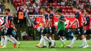 El desalojo fue por parte de las autoridades que se encontraban en el estadio
