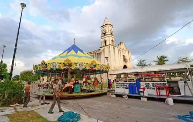 El líder de los ferieros expuso que por un espacio de 15 metros cuadrados les cobraban  50 mil pesos