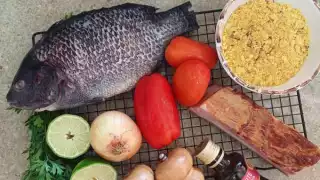 Cómo preparar un rico pescado relleno horneado