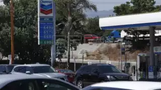 Estados Unidos vive la inflación económica más alta en los últimos 40 años, lo que provocó que la gasolina subiera de precio