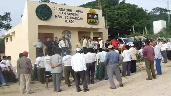 Los pobladores de San Silverio y Yalchén han recibido apoyo social y político históricamente del municipio de Tulum, Quintana Roo Los pobladores de San Silverio y Yalchén han recibido apoyo social y político históricamente del municipio de Tulum, Quintana Roo