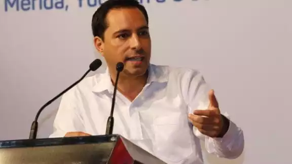 El Gobernador del Estado se encuentra de fiesta este miércoles El Gobernador del Estado se encuentra de fiesta este miércoles