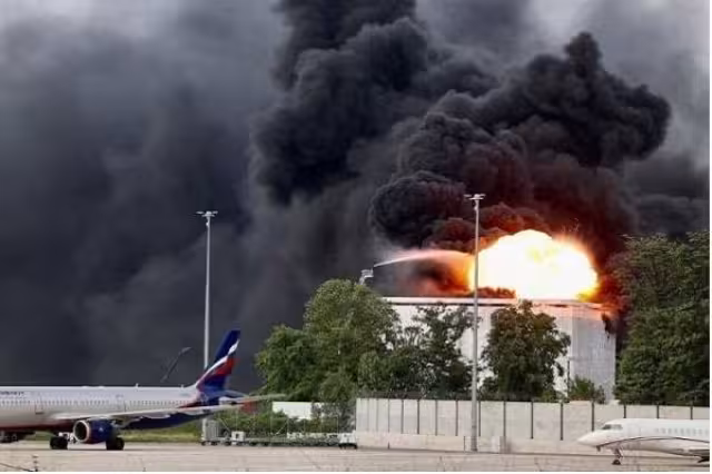 Las autoridades no han dado información sobre el origen del siniestro ni causa específica por la cual se desató la explosión